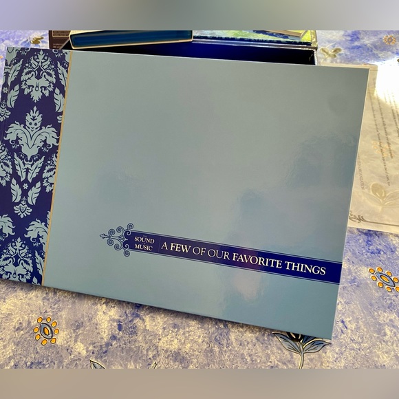 The Sound of Music 45th Anniversary Limited Edition Gift Set - Picture 9 of 16